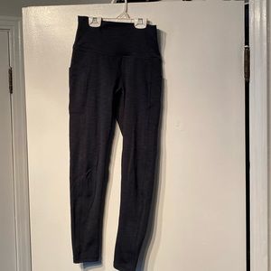 Small women’s Prana Becksa legging. Navy